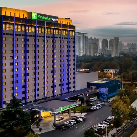 Holiday Inn Express Zhengzhou Zhongzhou By Ihg المظهر الخارجي الصورة