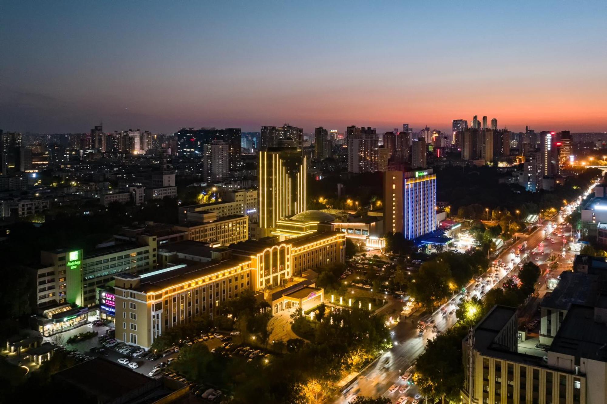Holiday Inn Express Zhengzhou Zhongzhou By Ihg المظهر الخارجي الصورة